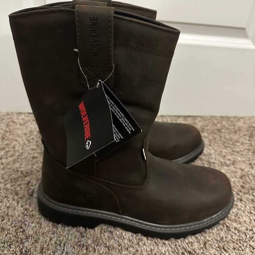 Mens Wolverine boots size 10EW
